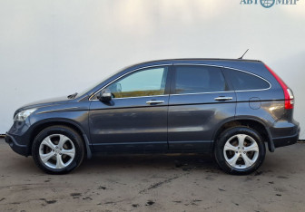 Подержанный автомобиль Honda CR-V 2008 года (8 фото)