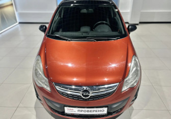 Подержанный автомобиль Opel Corsa 2012 года (2 фото)