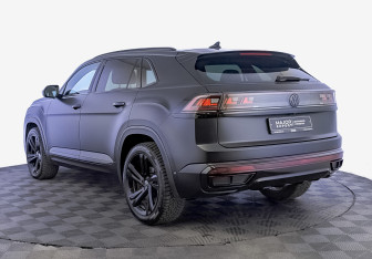 Подержанный автомобиль Volkswagen Teramont 2023 года (7 фото)