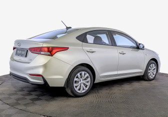 Подержанный автомобиль Hyundai Solaris Sedan 2018 года (5 фото)