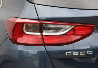 Подержанный автомобиль Kia Ceed Hatchback 2020 года (23 фото)