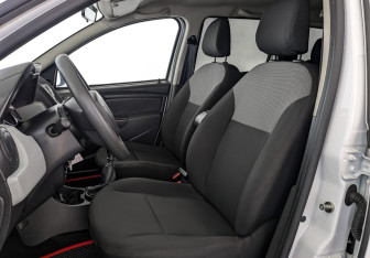 Подержанный автомобиль Renault Duster 2017 года (20 фото)