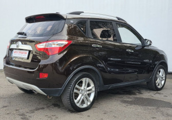 Подержанный автомобиль Changan CS35 2019 года (5 фото)