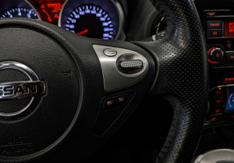 Подержанный автомобиль Nissan Juke 2014 года (24 фото)