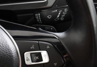 Подержанный автомобиль Volkswagen Tiguan 2019 года (15 фото)