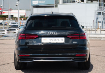 Подержанный автомобиль Audi A6 Sedan 2020 года (6 фото)