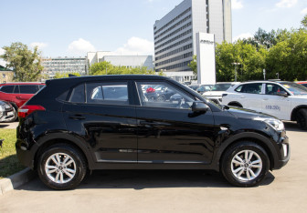 Подержанный автомобиль Hyundai Creta 2019 года (3 фото)