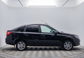 Подержанный автомобиль LADA (ВАЗ) Granta Liftback 2023 года (4 фото)