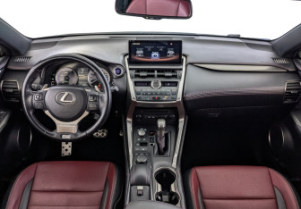 Подержанный автомобиль Lexus NX 2015 года (14 фото)