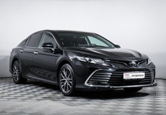 Подержанный автомобиль Toyota Camry Sedan 2023 года (3 фото)