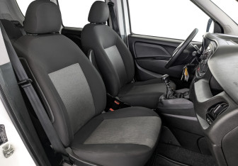 Подержанный автомобиль Fiat Doblo 2020 года (24 фото)