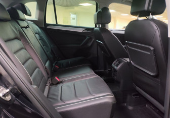 Подержанный автомобиль Volkswagen Tiguan 2018 года (11 фото)