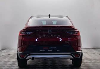 Подержанный автомобиль Renault Arkana 2021 года (4 фото)