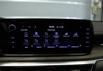 Подержанный автомобиль Kia K5 2022 года (19 фото)