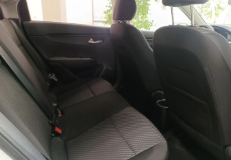 Подержанный автомобиль Kia Rio Sedan 2018 года (15 фото)