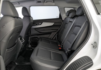 Подержанный автомобиль Chery Tiggo 7 Pro Max 2023 года (12 фото)