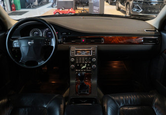 Подержанный автомобиль Volvo XC70 2008 года (9 фото)