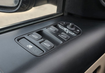 Подержанный автомобиль Land Rover Freelander 2008 года (14 фото)