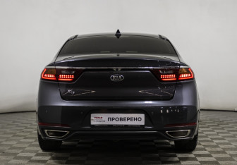Подержанный автомобиль Kia K7 2017 года (7 фото)