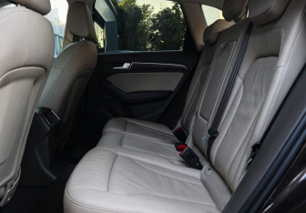 Подержанный автомобиль Audi Q5 2013 года (9 фото)