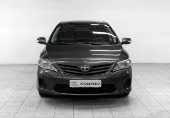 Подержанный автомобиль Toyota Corolla Sedan 2012 года (2 фото)