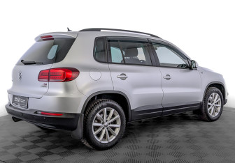 Подержанный автомобиль Volkswagen Tiguan 2016 года (5 фото)