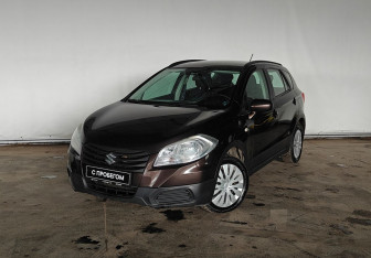 Подержанный автомобиль Suzuki SX4 Hatchback 2014 года (1 фото)