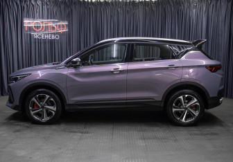 Подержанный автомобиль Geely Coolray 2024 года (8 фото)