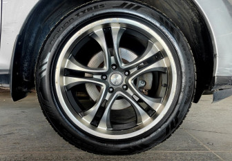 Подержанный автомобиль Nissan Murano Suv 2013 года (23 фото)