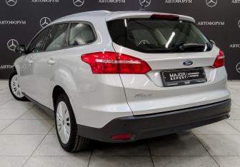 Подержанный автомобиль Ford Focus Wagon 2019 года (7 фото)