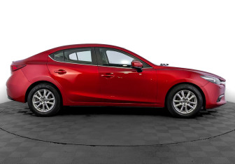 Подержанный автомобиль Mazda 3 Sedan 2018 года (4 фото)