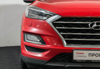Подержанный автомобиль Hyundai Tucson 2019 года (16 фото)