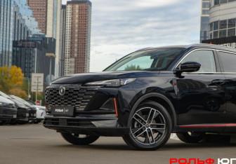 Подержанный автомобиль Changan CS55PLUS 2023 года (17 фото)