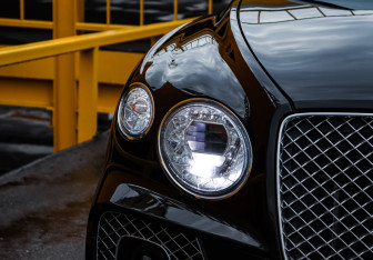 Подержанный автомобиль Bentley Bentayga 2021 года (16 фото)