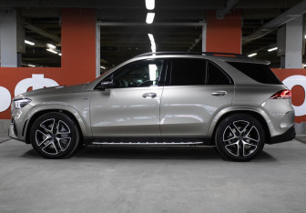 Подержанный автомобиль Mercedes-Benz GLE AMG 2021 года (8 фото)