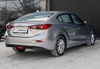 Подержанный автомобиль Mazda 3 Sedan 2014 года (5 фото)
