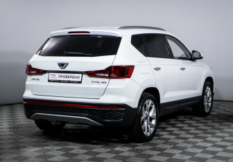 Подержанный автомобиль Jetta VS5 2023 года (5 фото)