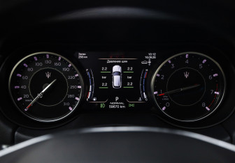 Подержанный автомобиль Maserati Levante 2022 года (14 фото)