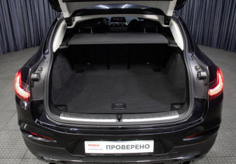 Подержанный автомобиль BMW X4 2020 года (10 фото)