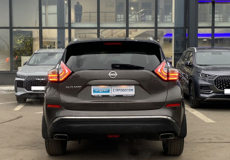 Подержанный автомобиль Nissan Murano Suv 2020 года (6 фото)