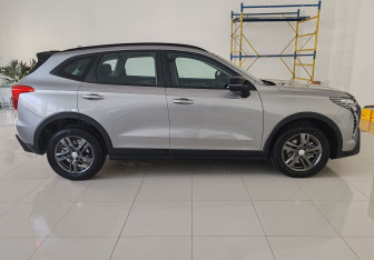 Новый Haval Jolion 2025 (10 фото)