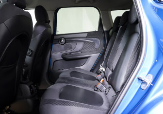 Подержанный автомобиль MINI Countryman 2017 года (12 фото)