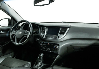 Подержанный автомобиль Hyundai Tucson 2016 года (7 фото)