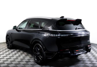 Подержанный автомобиль Voyah Free 2023 года (7 фото)