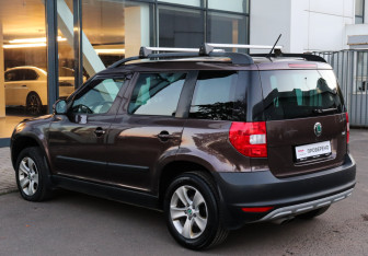 Подержанный автомобиль Skoda Yeti 2013 года (6 фото)