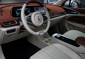 Подержанный автомобиль Ora 03 2023 года (12 фото)