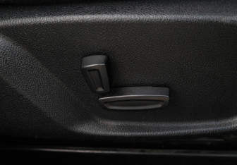 Подержанный автомобиль Ford Mondeo Sedan 2012 года (13 фото)