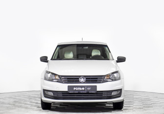 Подержанный автомобиль Volkswagen Polo Sedan 2017 года (2 фото)