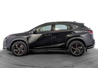 Подержанный автомобиль Lexus NX 2021 года (8 фото)