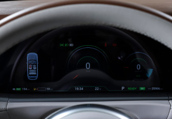 Подержанный автомобиль Voyah Free 2023 года (14 фото)